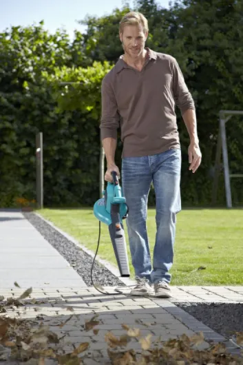 Aspirateur - Souffleur électrique ErgoJet 3000 de Gardena : souffleur/aspirateur de feuilles avec moteur de 3 000 W, puissance d'aspiration de 170 l/s, vitesse de soufflage de 310 km/h (9332-20) 3000 W Électrique
