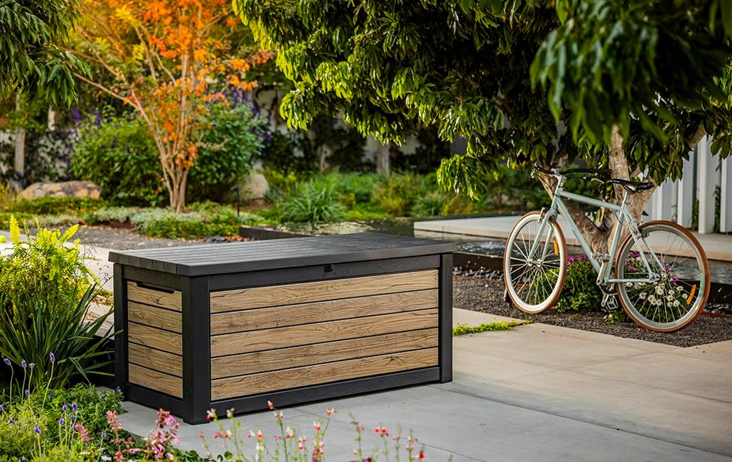 Coffre de rangement jardin 630L - Collection Signature - Aspect bois Douglas Pin