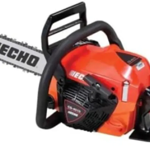 Test ECHO CS-4010ES : une tronçonneuse thermique légère qui fait le job pour le bois de chauffage